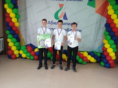 абилимпикс 2022 Иркутская область победители резьба по дереву школьник